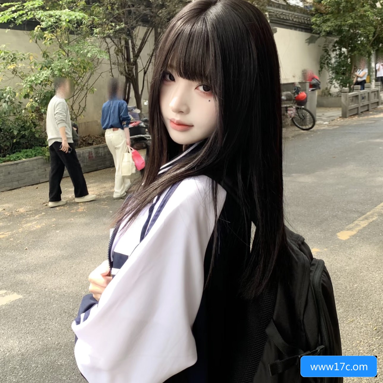 关于www17c.cow网站的安全性和使用建议，你了解多少？